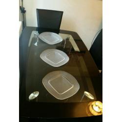 Dinning table & 4 chairs