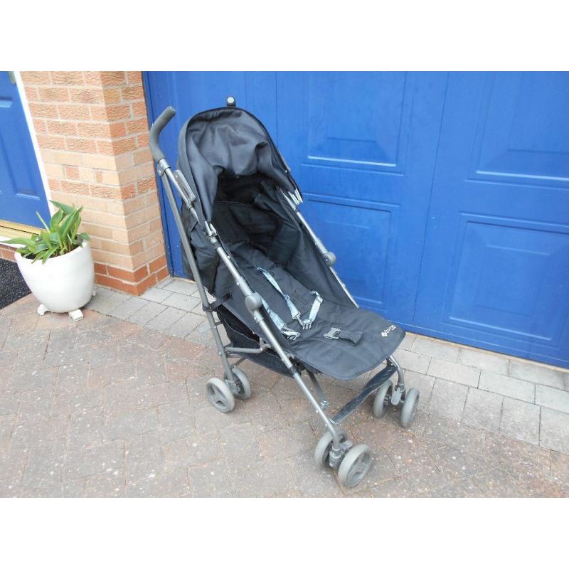 Red Kite Push me Quatro stroller