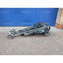 Red Kite Push me Quatro stroller