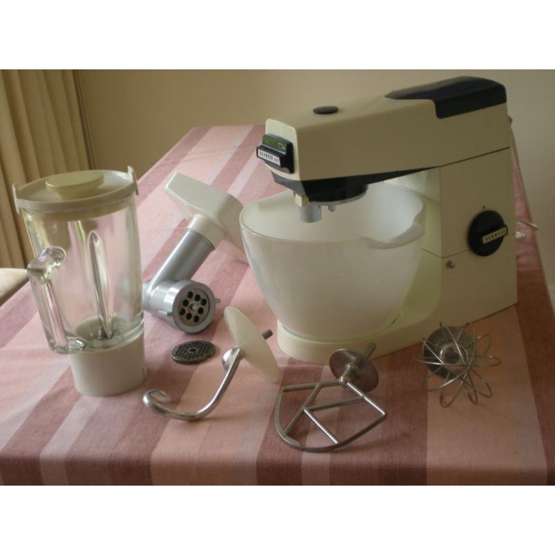 KENWOOD CHEF Stand Mixer (model A701A)