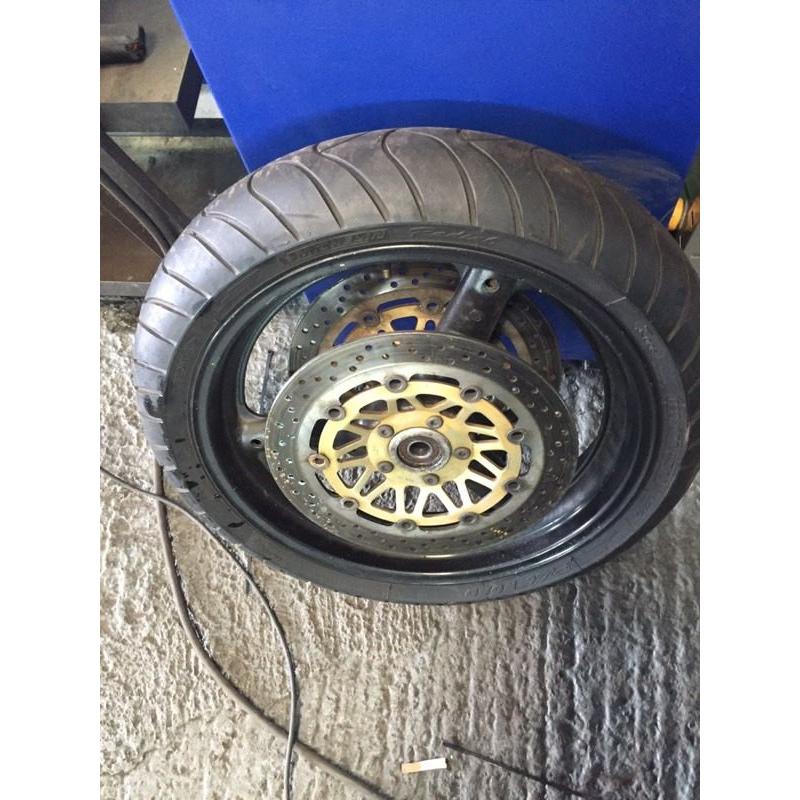 Sv 600 front wheel with disc and tyre