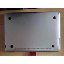 Apple Macbook Air 2gb ram 128gb ssd hdd