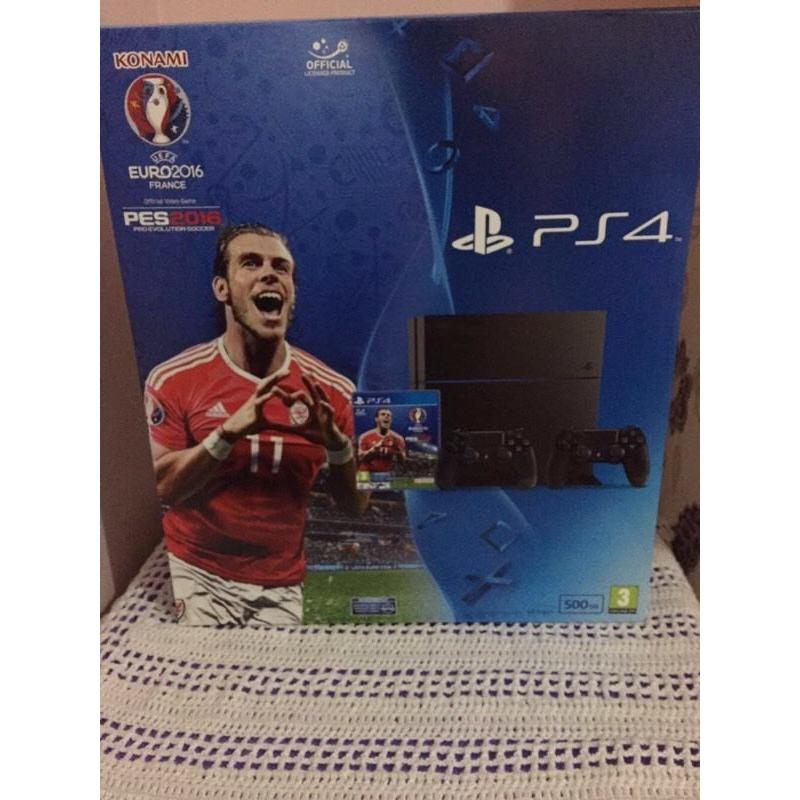Sony Playstation 4 PES2016 Euro 2016 2 Controllers SEALED UK Model