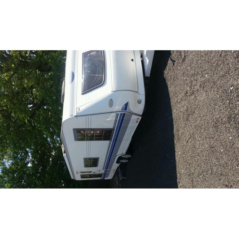 Hobby 700 2006 caravan