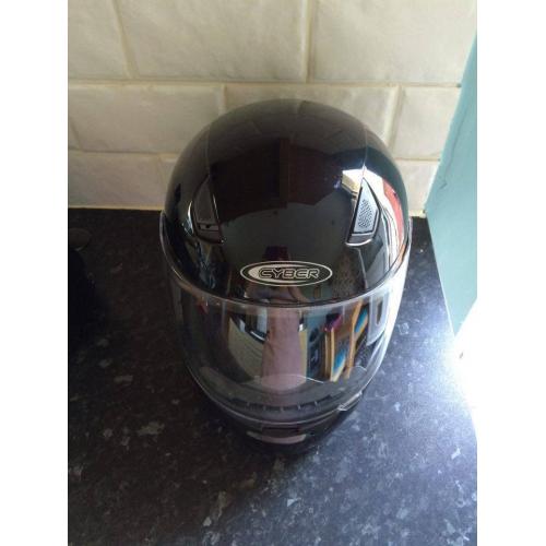 Cyber motorcycle helmet in Black