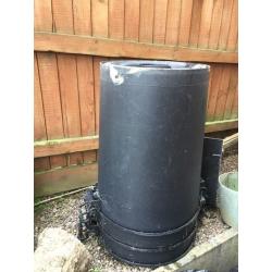 black bins with lids