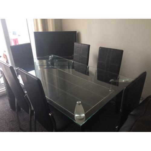 DINING TABLE GLASS WITH 6 CHAIRS