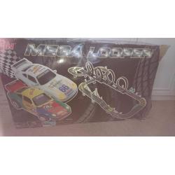 Artin Mega looper