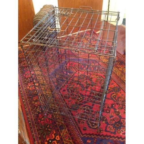 Foldable metal dog cage