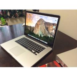 Apple MacBook Pro - Core i7 - 15.4inch, 1TB HD, Quad Core., El Capitan