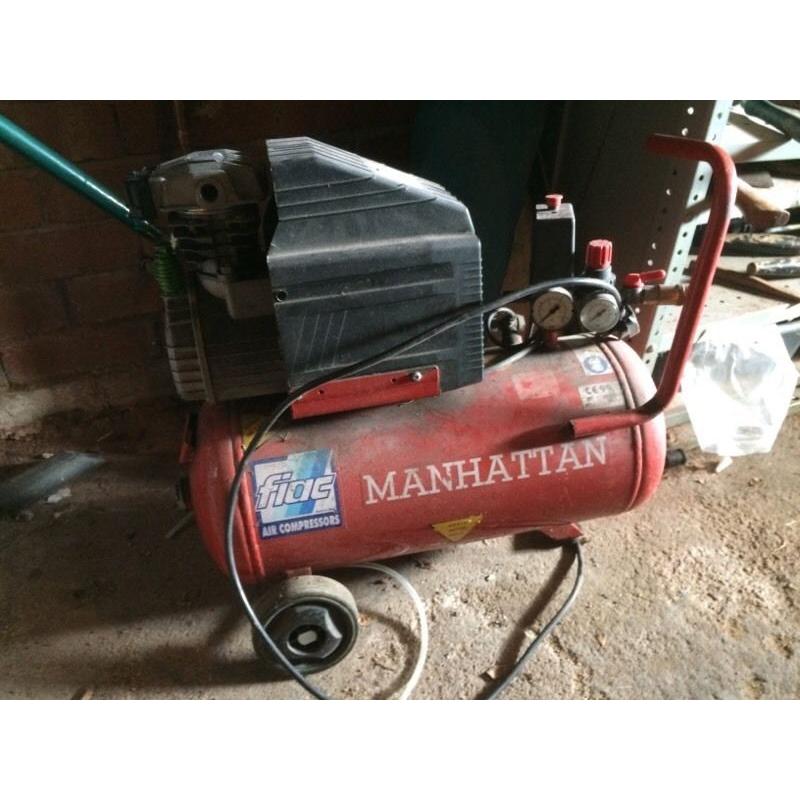 Small air compressor