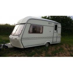 * Delivery Available * LUNAR CLUBMAN 390/2 2 BERTH All Accessories Full Size Awning + Porch Awning
