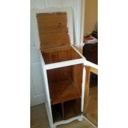 Stack Stereo cabinet