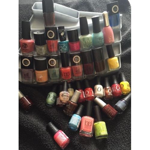 Nail varnish and beauty items
