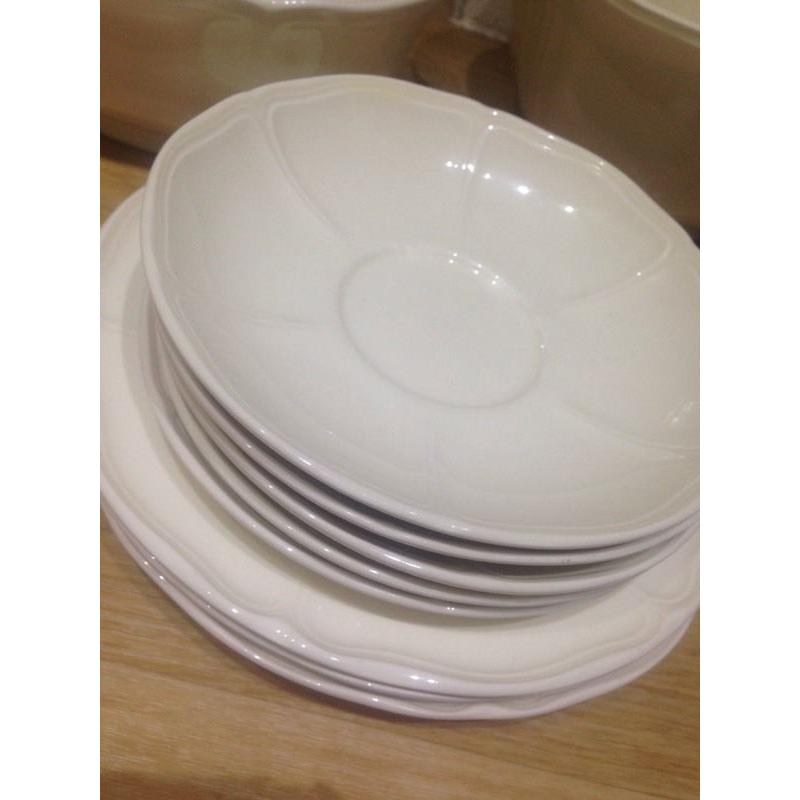 Plates/serving plates