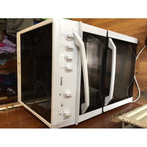 BEKO 600mm electric cooker