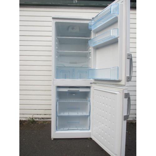 Lec Fridge Freezer White Full Working Order