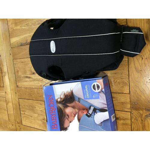 Baby bjorn carrier, original in black