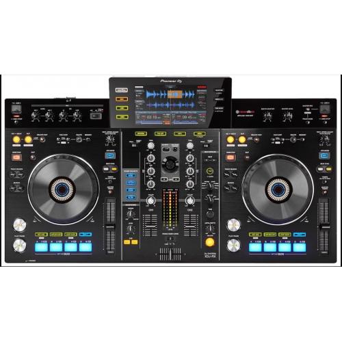 Pioneer XDJ-RX DJ CONTROLLER NEW