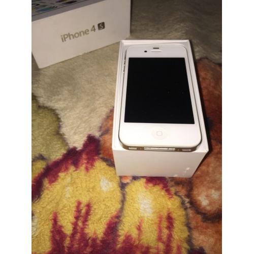 MINT CONDITION - APPLE IPHONE 4S - 16GB - WHITE ( UNLOCKED )