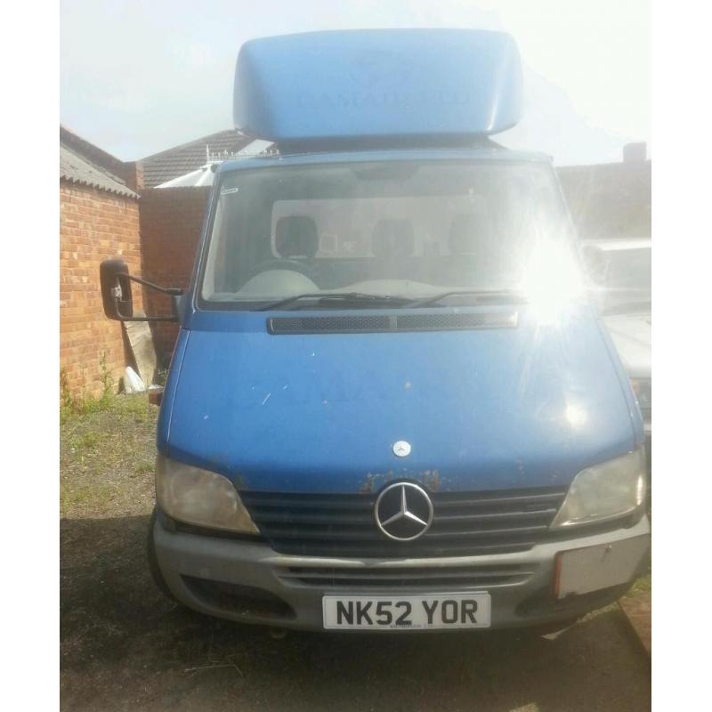 2002 sprinter 311 CDI Chaise & cab