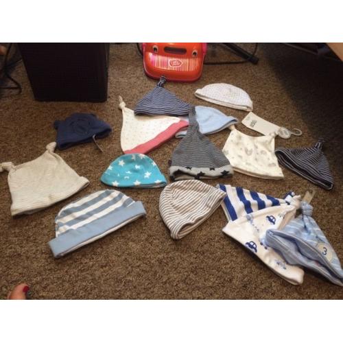 0-6 month hats x15 New