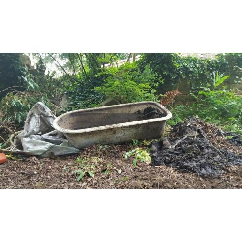 Victorian slipper bath