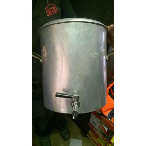 25Ltr stainless steel Pot.