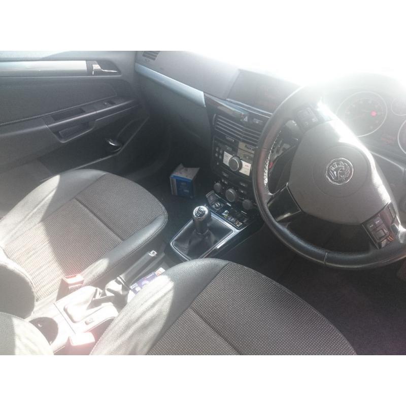 Vauxhall astra 5 dr hatchback