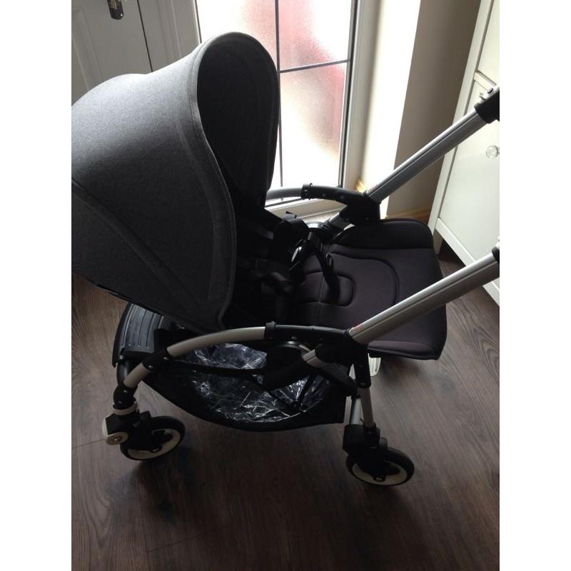 Bugaboo bee 3 2015 with grey melange hood and carrycot immaculate condition