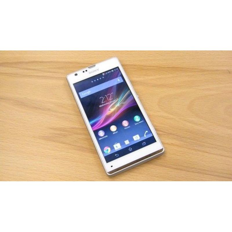 SONY XPERIA SP 8GB WHITE,UNLOCKED TO 02/TESCO AND GIFF GAFF,GOOD CONDITION,WITH ORIGINAL CHARGER