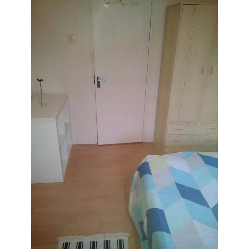 Double room close to Canary Wharf in Isle of Dogs