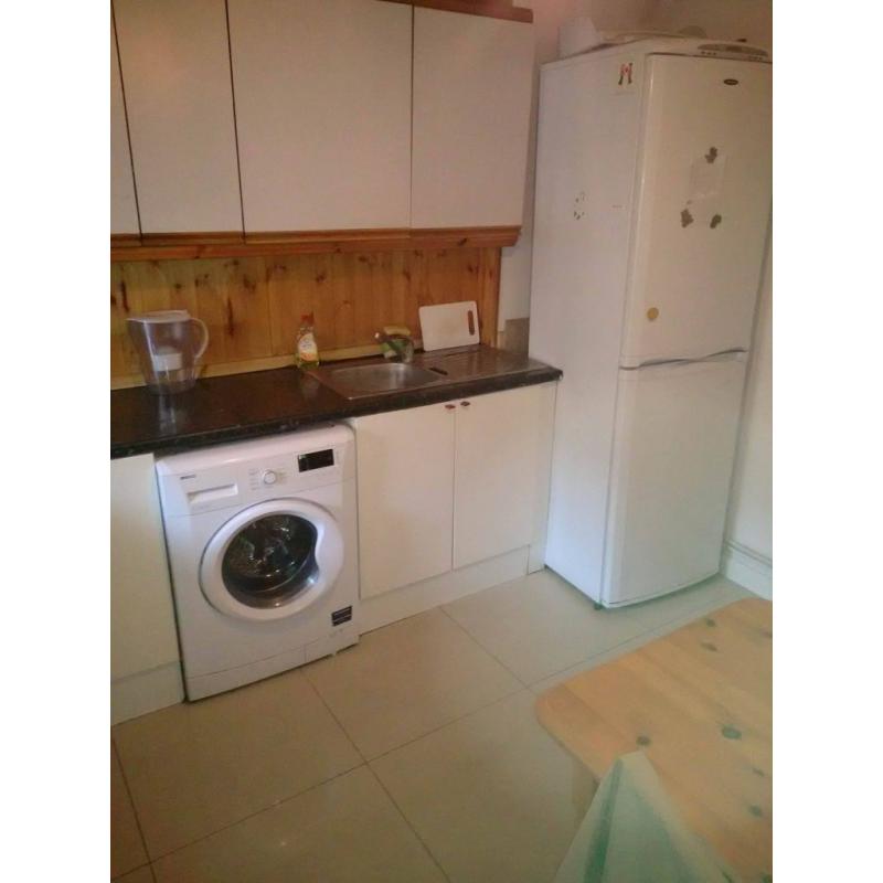 Double room close to Canary Wharf in Isle of Dogs