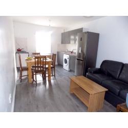 Outstanding double room available in Manor House just 190 pw all bills included