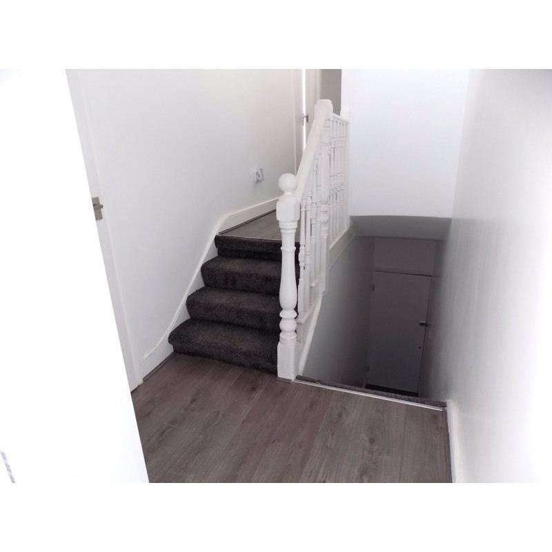 Outstanding double room available in Manor House just 190 pw all bills included