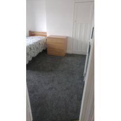 ALL BILLS & INTERNET INCLUDED, spacious double room. PRICE NEGOTIABLE