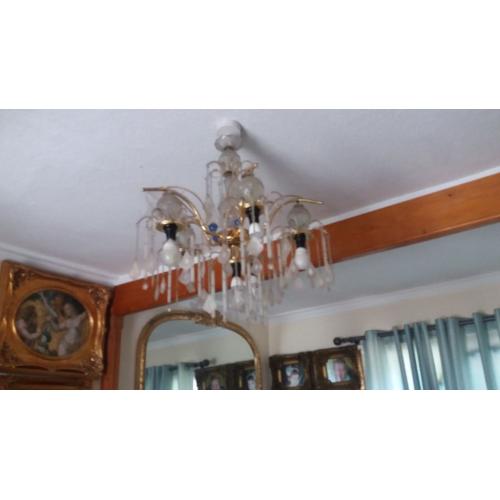 Ceiling light in W2