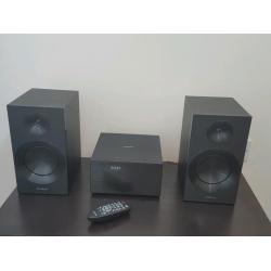 Samsung MMJ 330 Micro Hi-Fi with Bluetooth