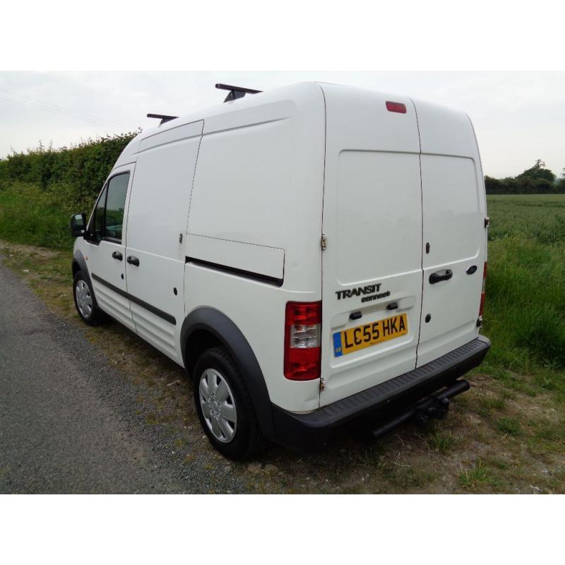 Transit Connect 220L Hi Top DIESEL Van 2005 (55) White with towbar and Roof Rails