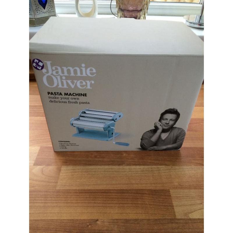 Jamie Oliver pasta maker