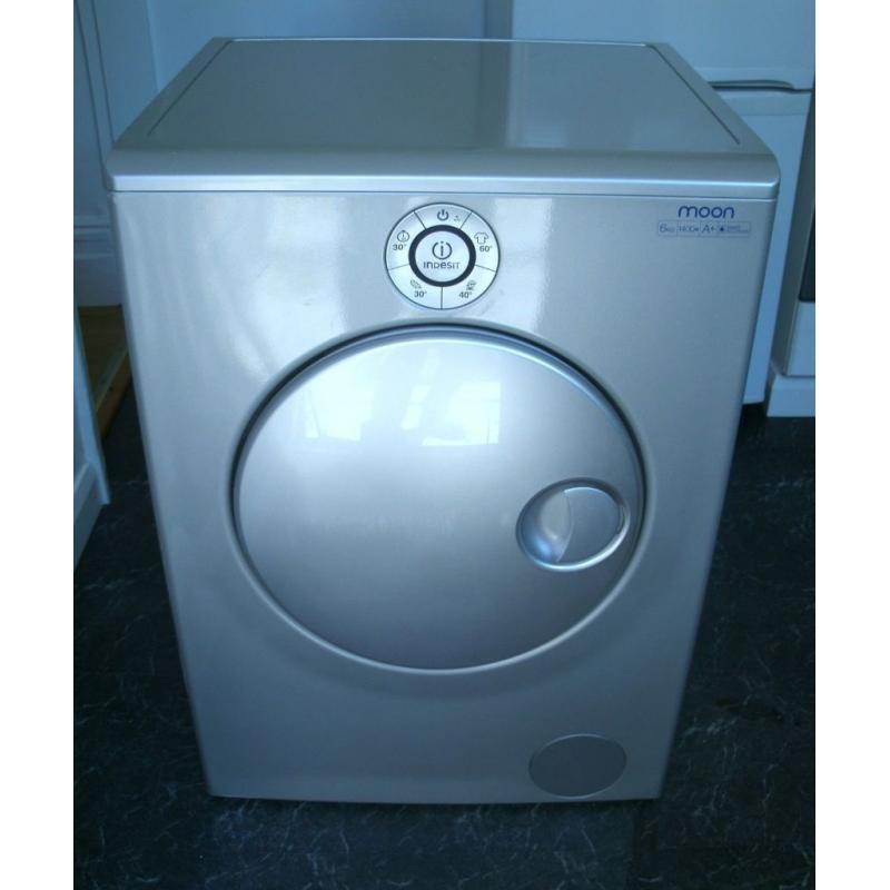 Silver Indesit Moon Washing Machine, 1400rpm, 3 months guarantee