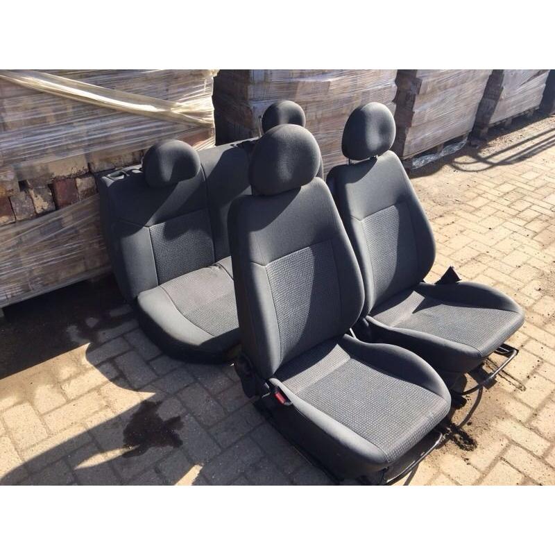 Corsa C / Combo 2005 5 Door Seats Interior No Rips Or Burns