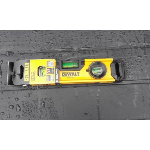 dewalt torepedo level