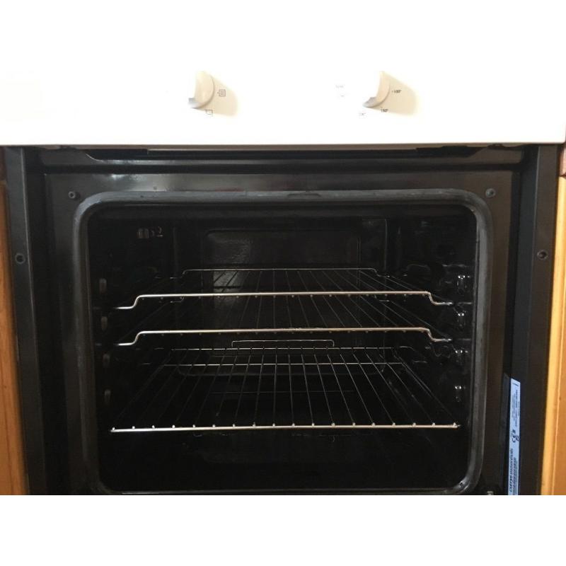 Single oven white
