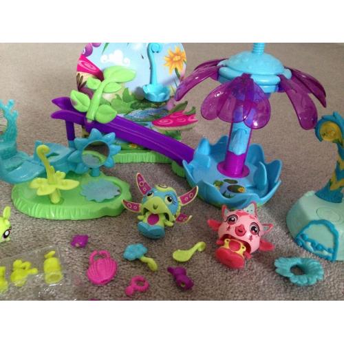 Zoobles play set
