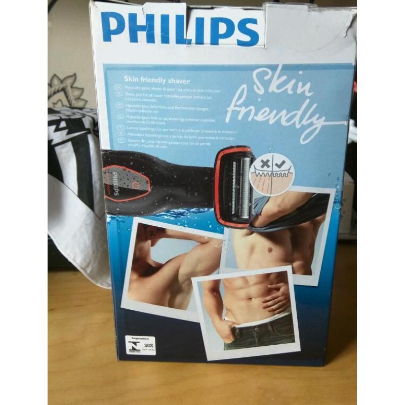 Mens shaver Phillips groomer