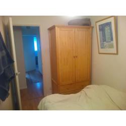 singlebedroom in a clean, warm and friendly house.