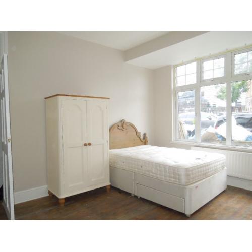 Double Room in Denmark Hill