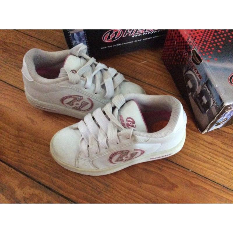 Heelys girls pink and white leather size 1