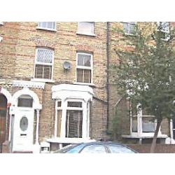 Hackney N16 Stoke Newington. Modern well presented one Large Double size room all bills inc